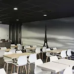 Aparthotel Adagio Access Massy Palaiseau