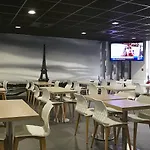 Aparthotel Adagio Access Massy Palaiseau 3*