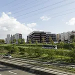 Aparthotel Adagio Access Massy Palaiseau Aparthotel