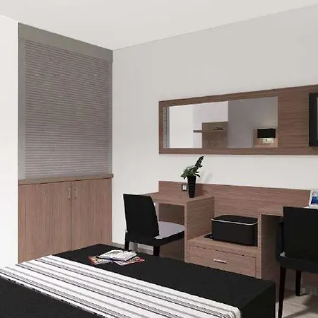 Tulip Massy - Aparthotel 3*