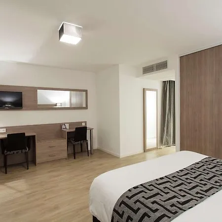 Aparthotel Adagio Access Massy