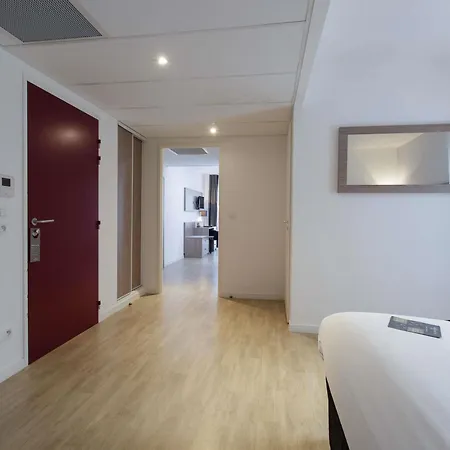 Aparthotel Adagio Access Massy Palaiseau