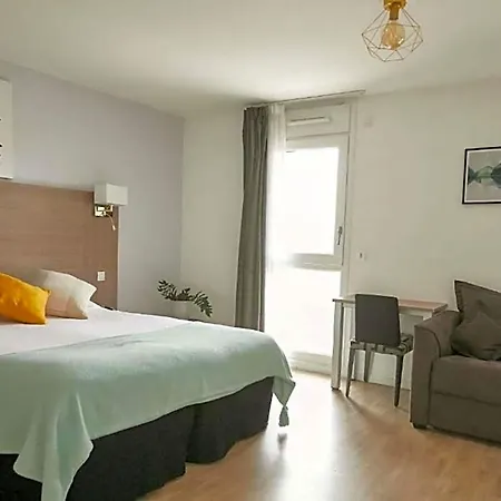 Apartmanhotel Adagio Access Massy