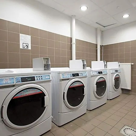 Adagio Access Palaiseau