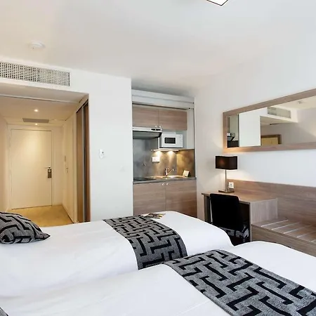 Tulip Massy - Appart hôtel 3*